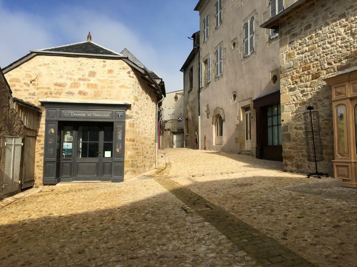 Les Maisons Du Perigord Terrasson Екстериор снимка